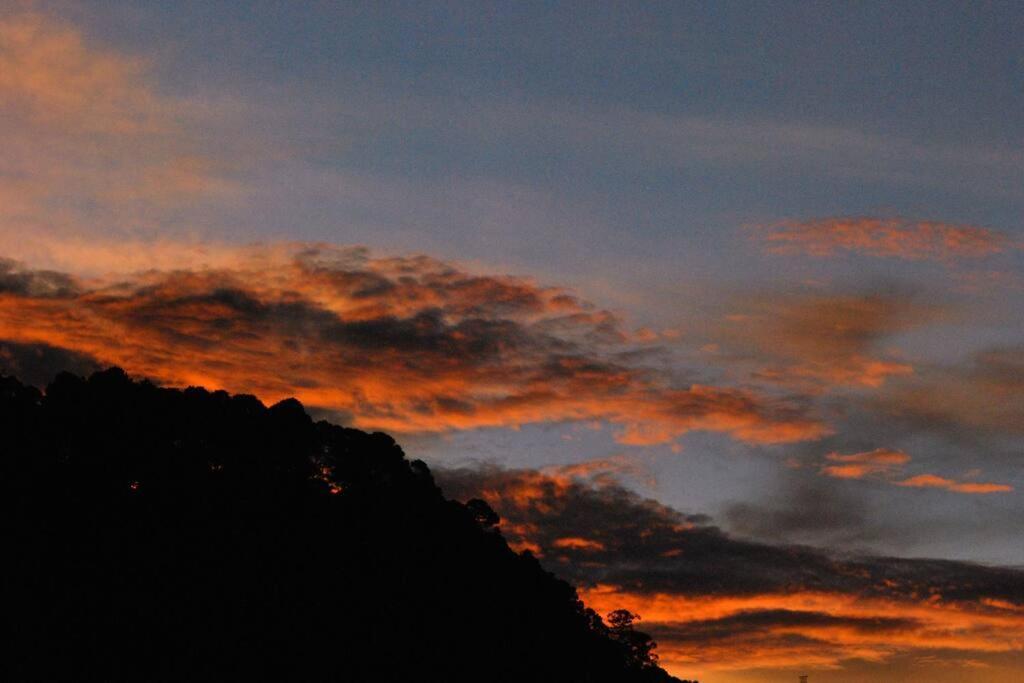 Hostal Casa 4 Estaciones, Coliving & Nature ซานกริสโตบัล เด ลาสกาซาส ภายนอก รูปภาพ