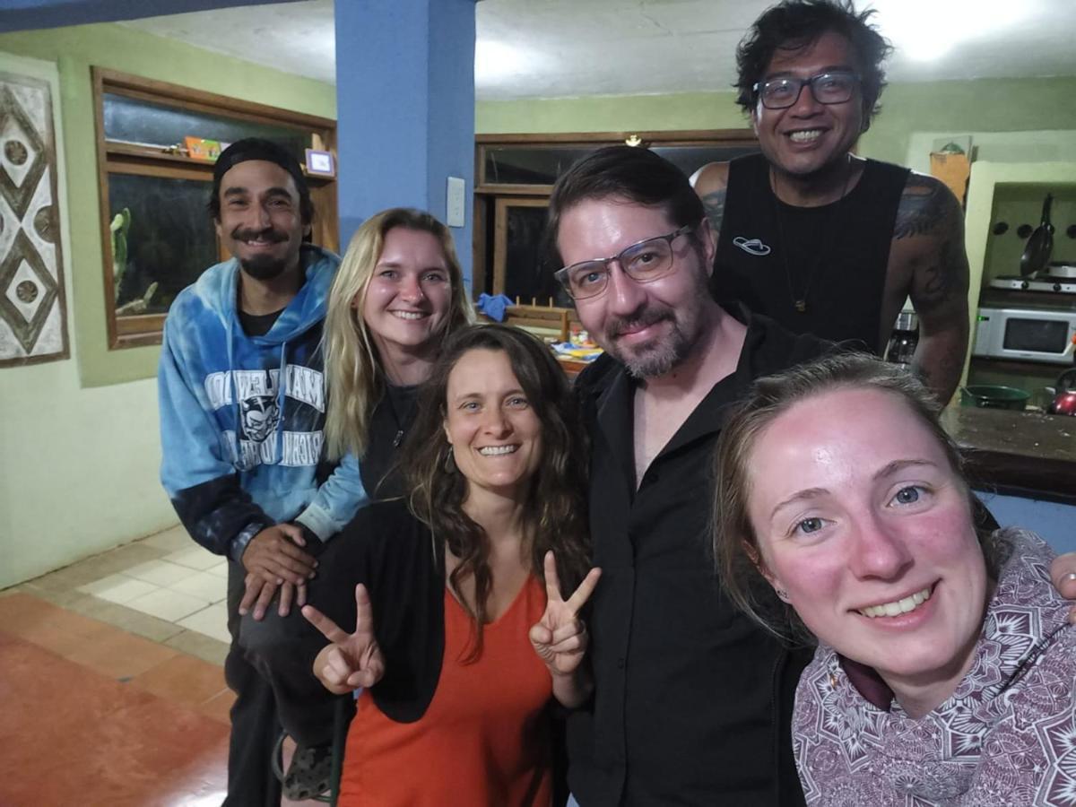 Hostal Casa 4 Estaciones, Coliving & Nature ซานกริสโตบัล เด ลาสกาซาส ภายนอก รูปภาพ